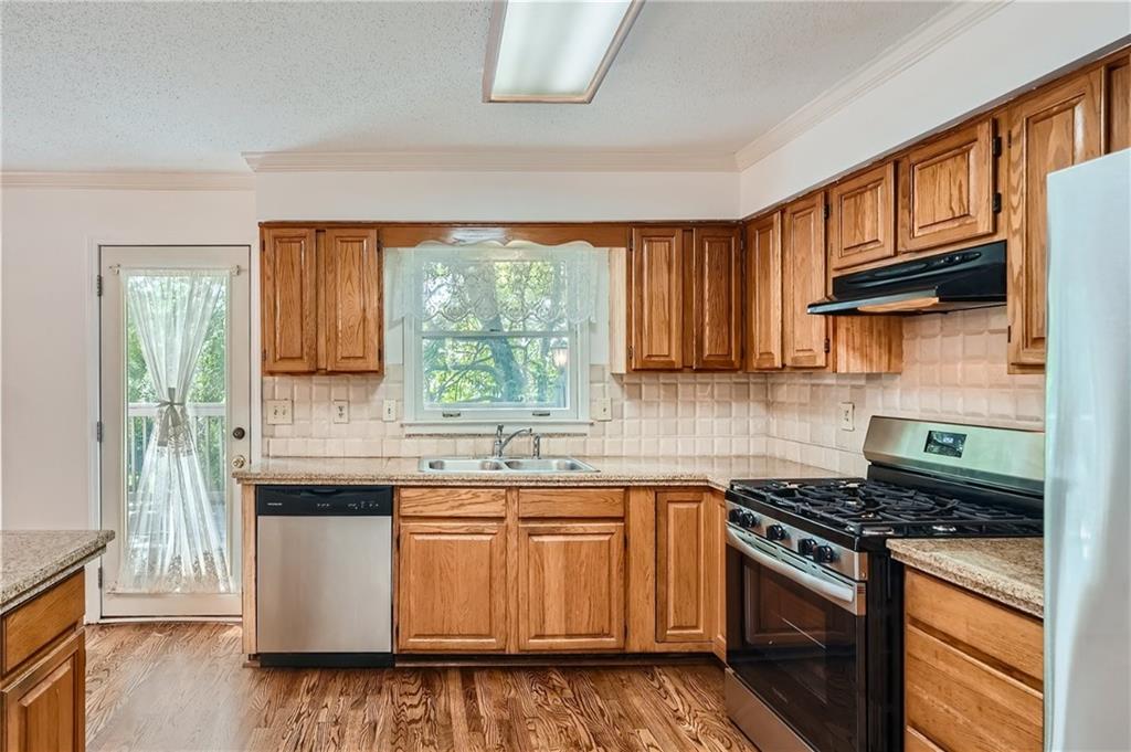 1803 Defoors Mill Court NW