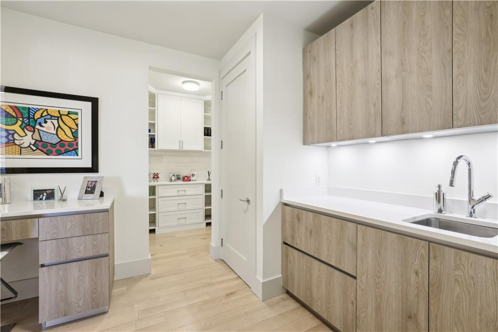 3107 Peachtree Road NE Unit 1702