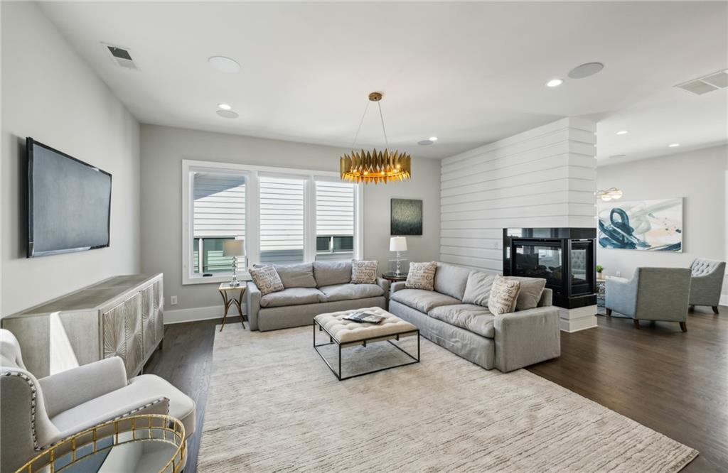 4024 Hazel Nut Lane