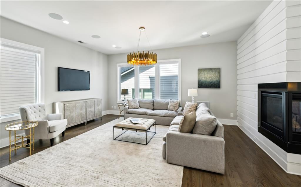 4024 Hazel Nut Lane