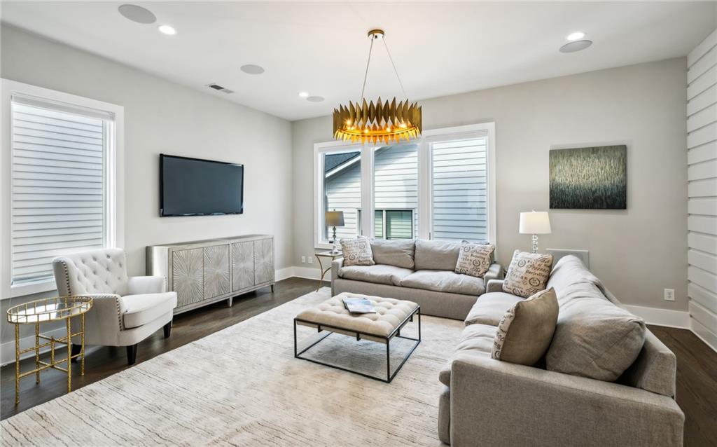 4024 Hazel Nut Lane