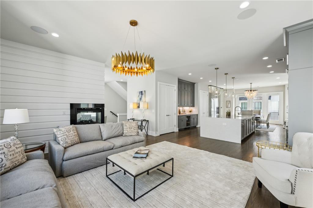 4024 Hazel Nut Lane