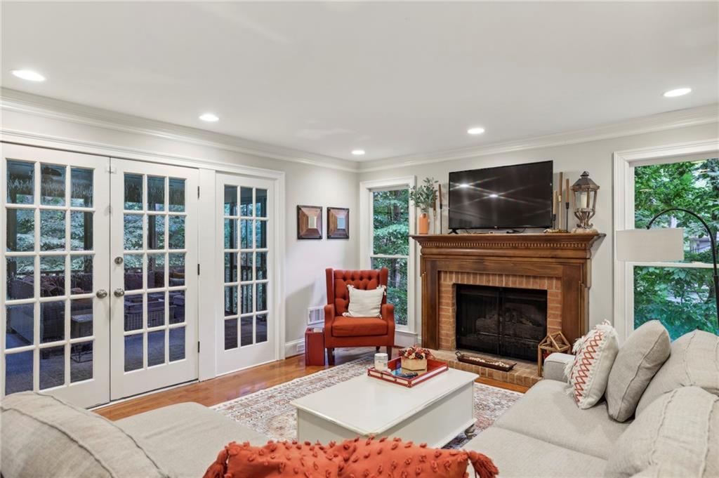 135 River Lake Court