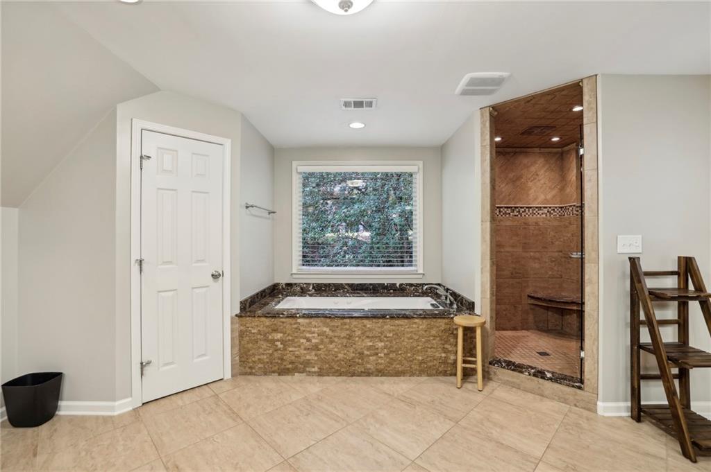 135 River Lake Court