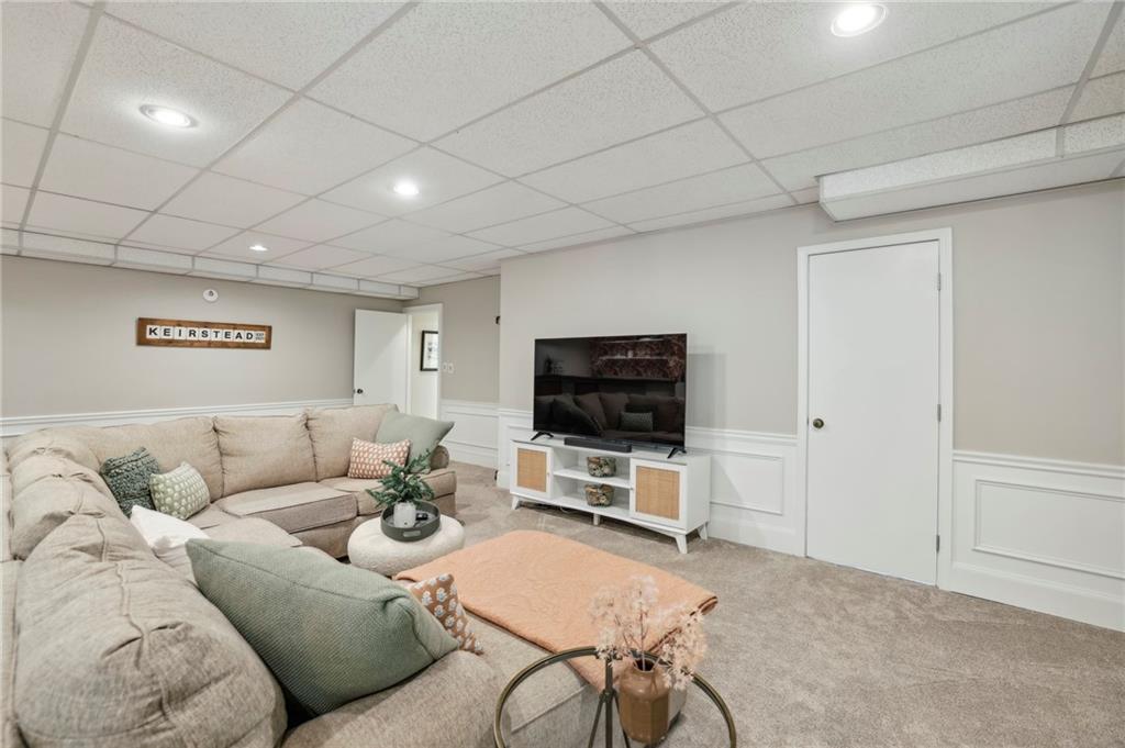 135 River Lake Court