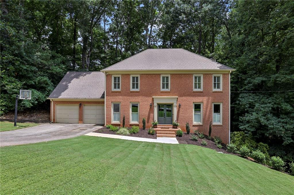 135 River Lake Court