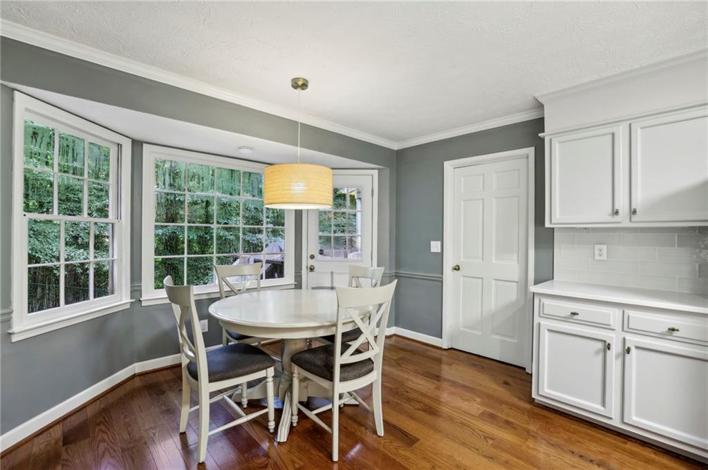 135 River Lake Court