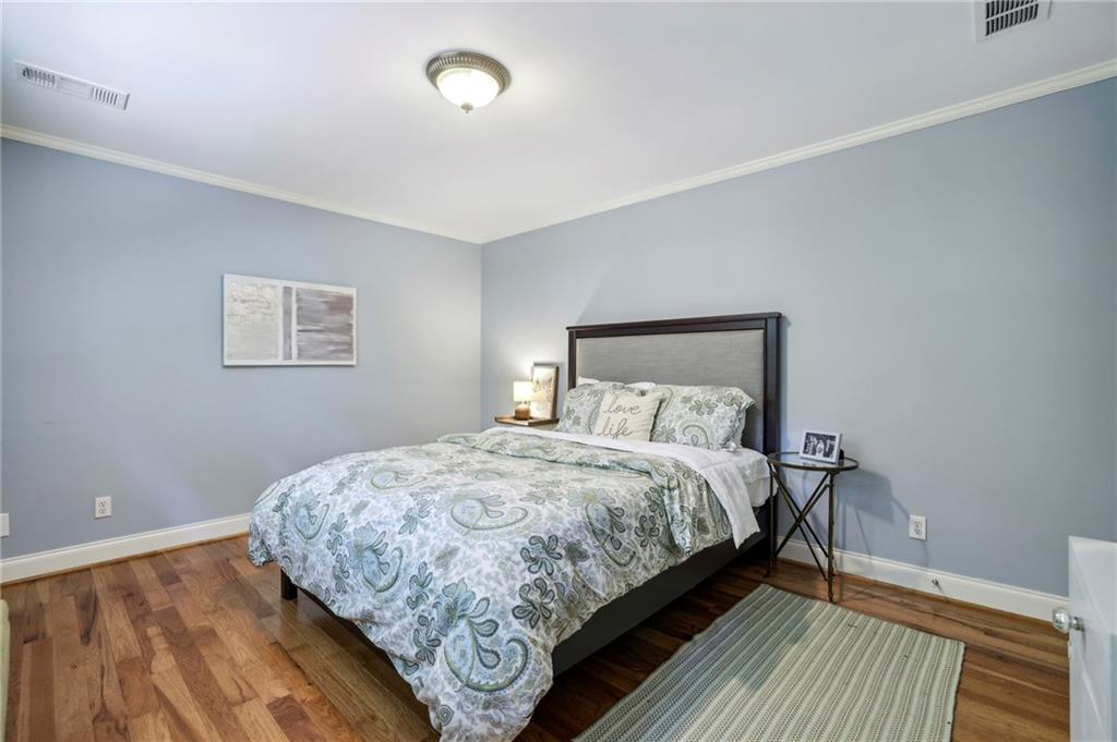 135 River Lake Court