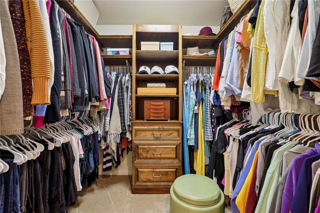 135 River Lake Court