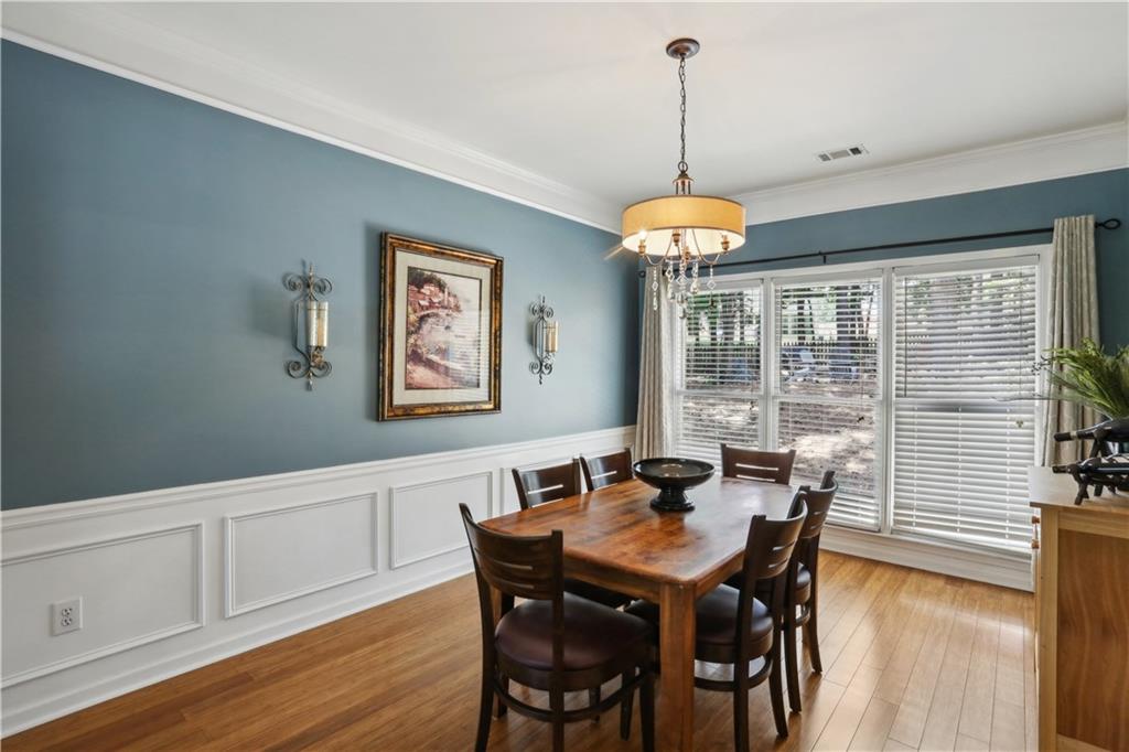 1944 McLennon Court