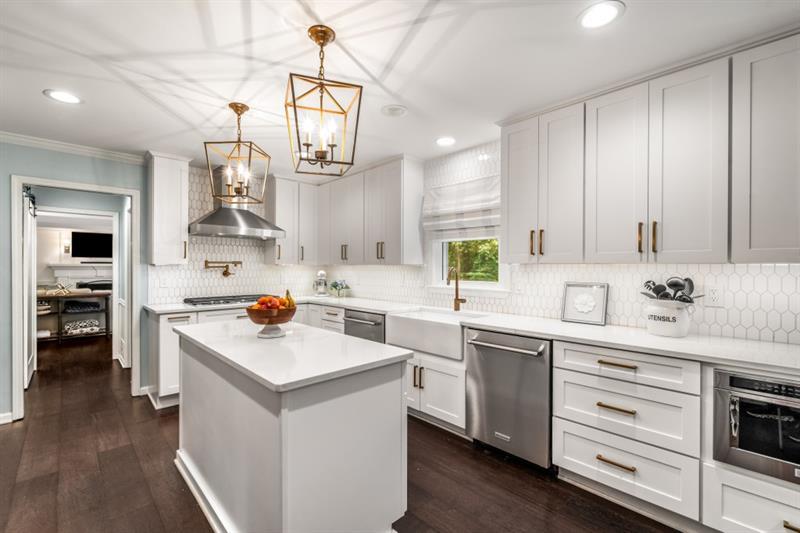 185 Marsh Glen Point