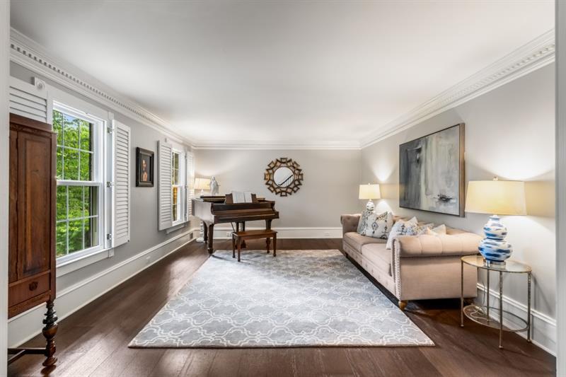 185 Marsh Glen Point