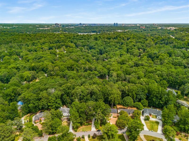 185 Marsh Glen Point