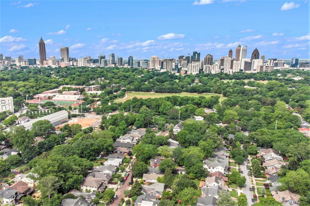 658 Cresthill Avenue NE