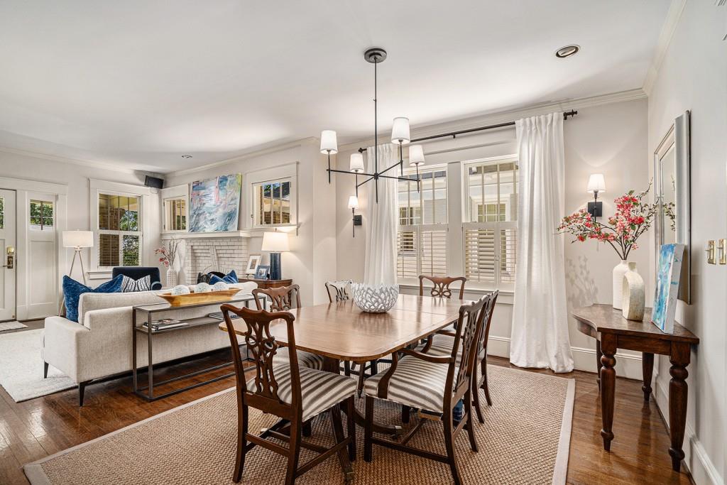 658 Cresthill Avenue NE