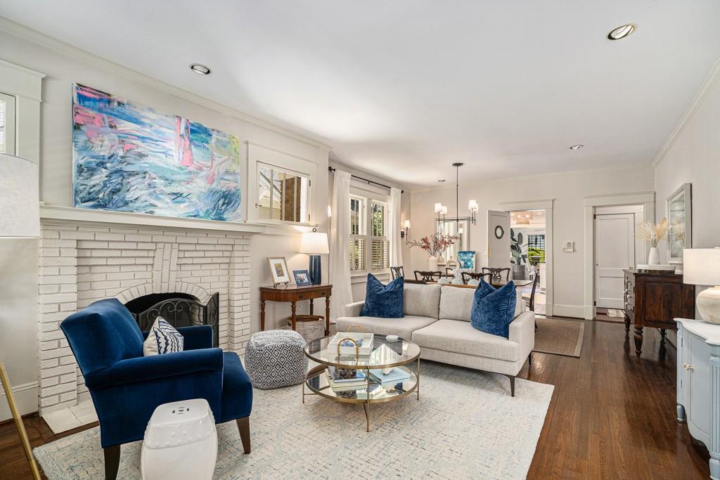 658 Cresthill Avenue NE