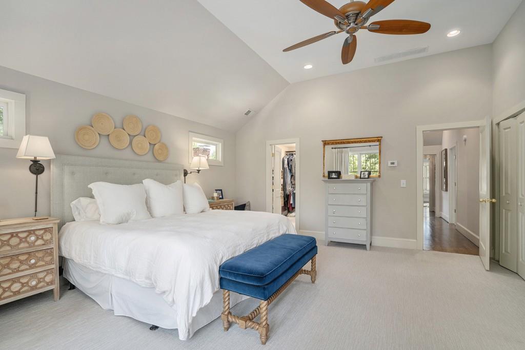 658 Cresthill Avenue NE