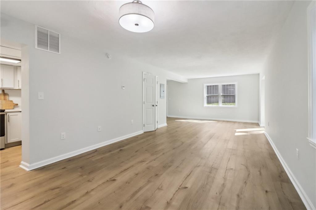 307 Lakemoore Drive Unit A