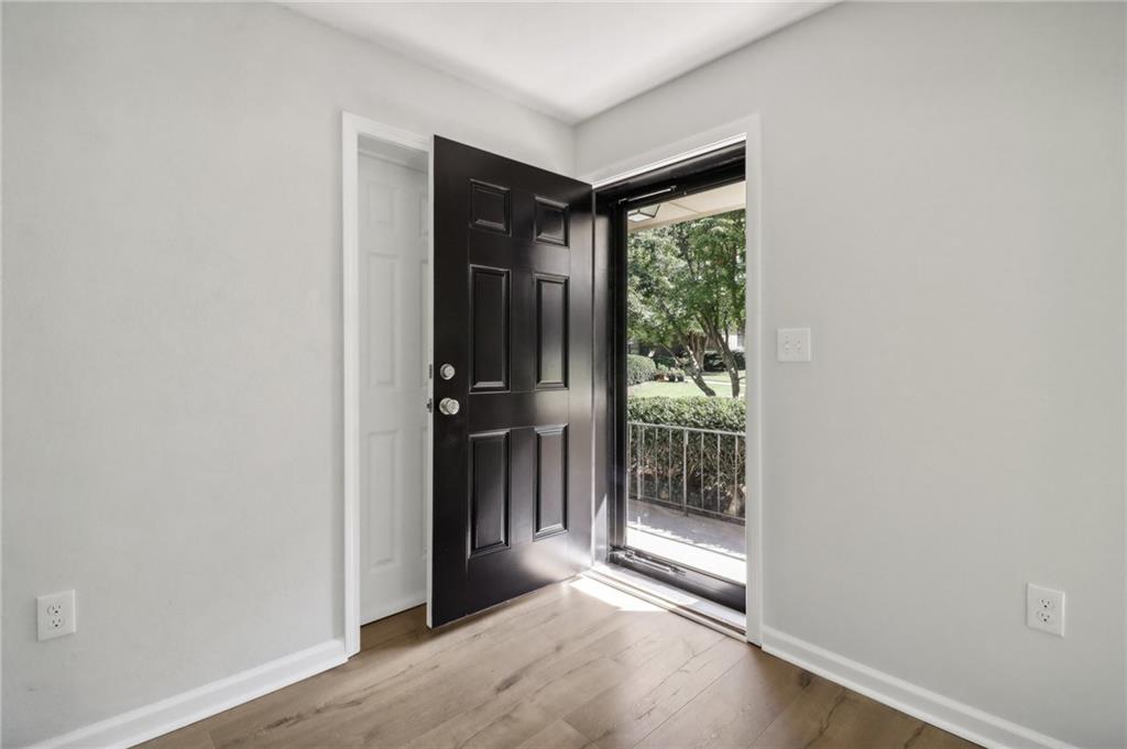 307 Lakemoore Drive Unit A