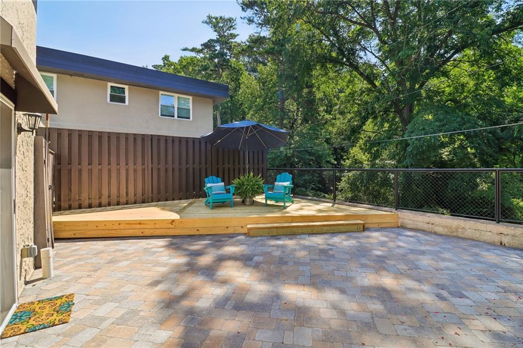 307 Lakemoore Drive Unit A