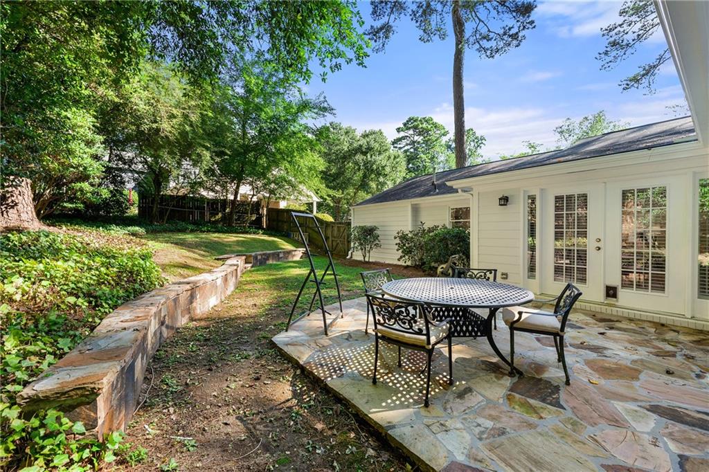 2524 Ridgewood Terrace NW