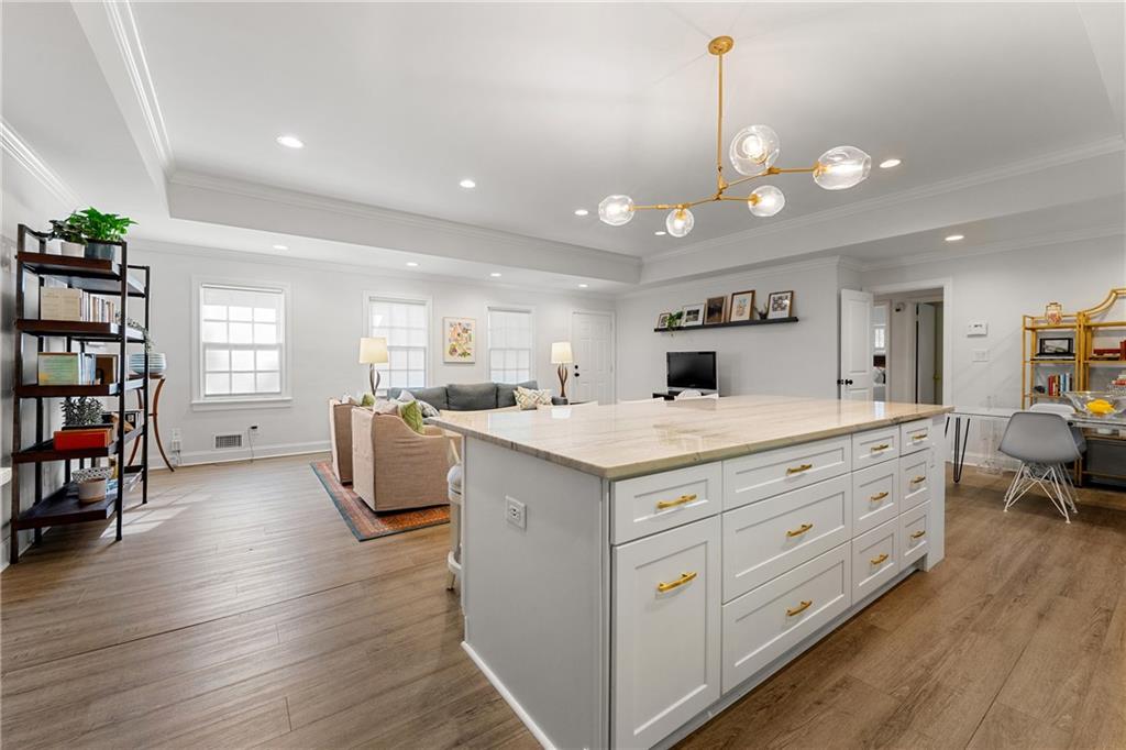 2524 Ridgewood Terrace NW