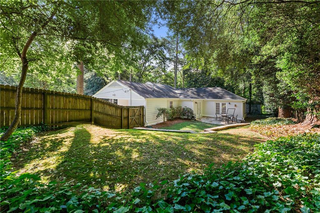 2524 Ridgewood Terrace NW