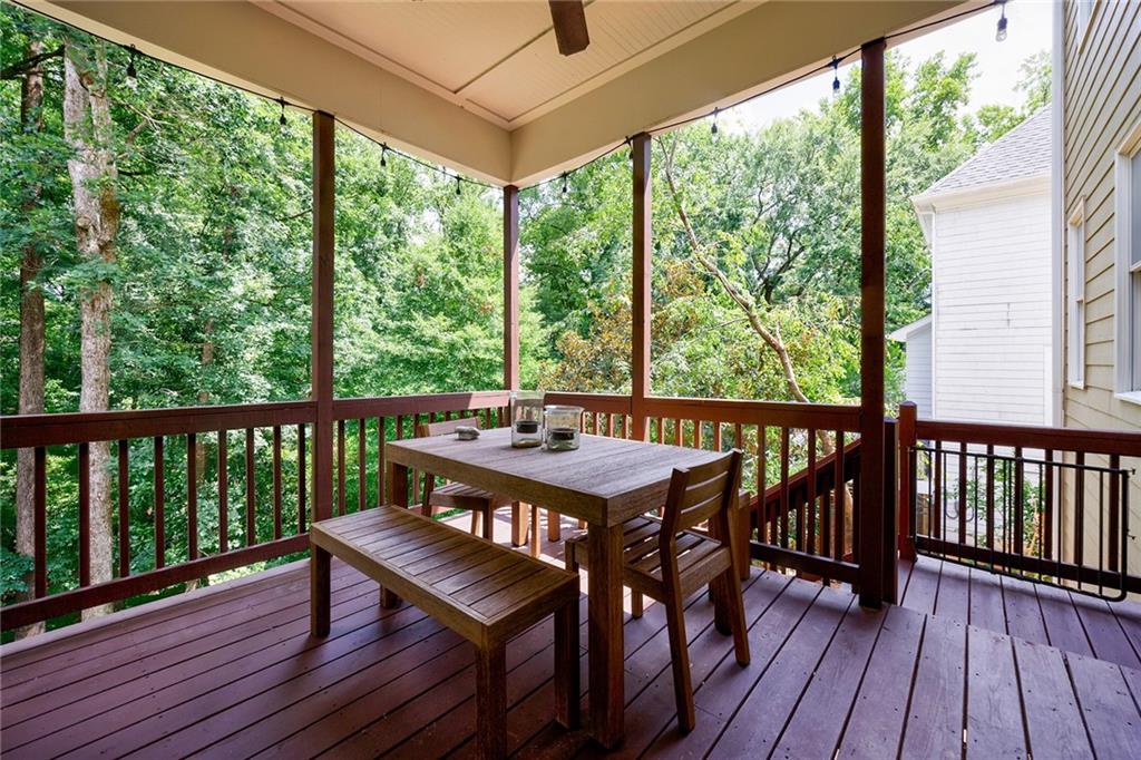 4185 Glengary Drive NE