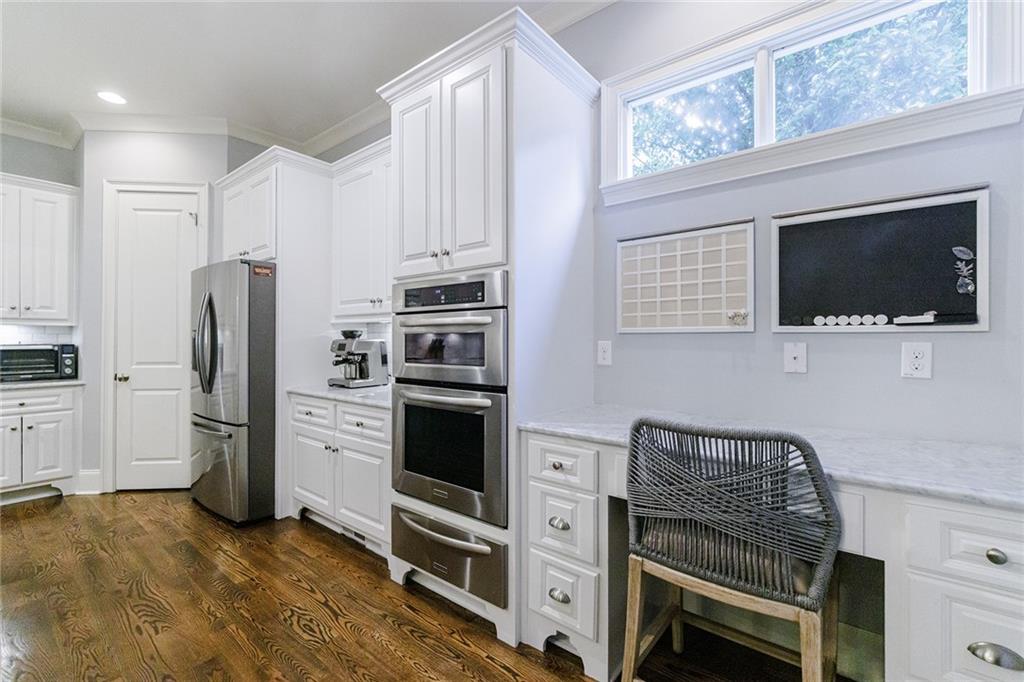 4185 Glengary Drive NE