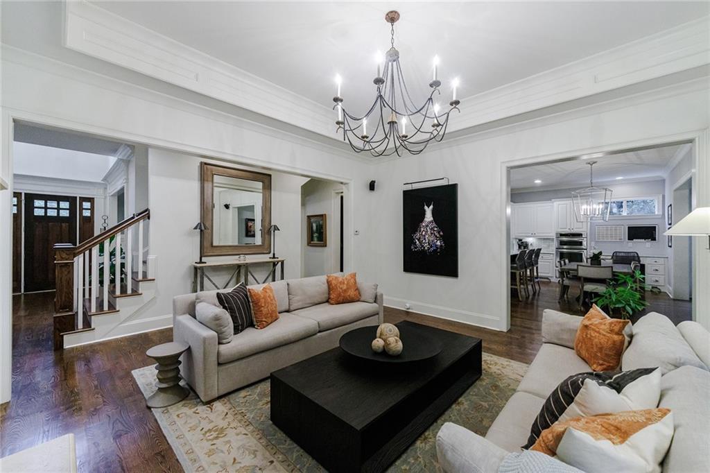 4185 Glengary Drive NE