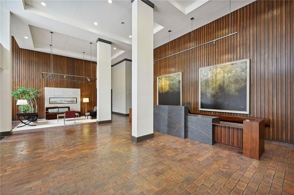 2575 Peachtree Road NE Unit 6E