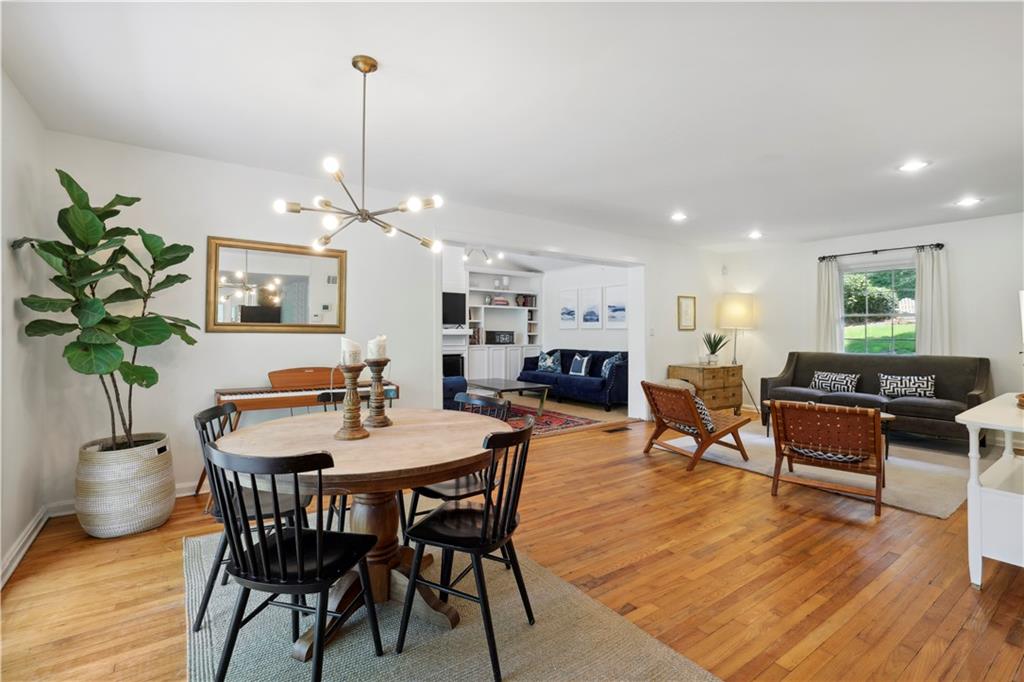 2614 Ridgemore Road NW