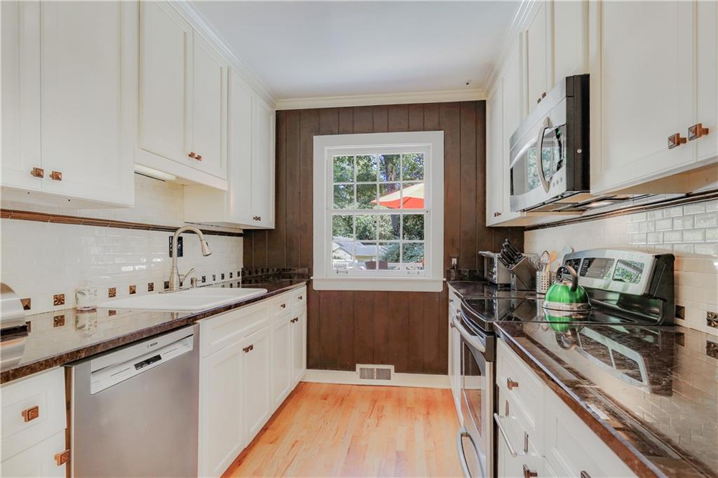 349 Redland Road NW