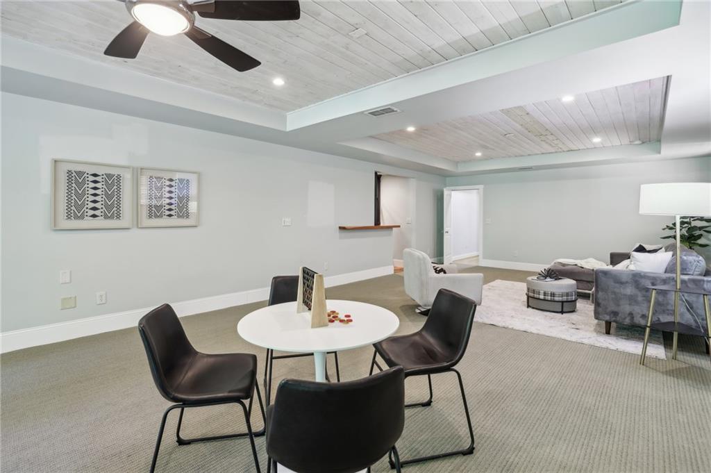 3194 Silver Lake Drive NE