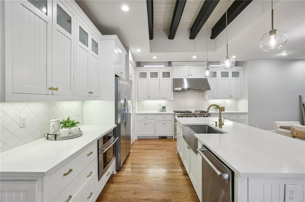 3194 Silver Lake Drive NE