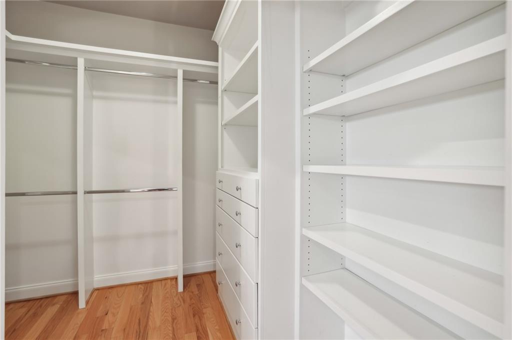 3194 Silver Lake Drive NE