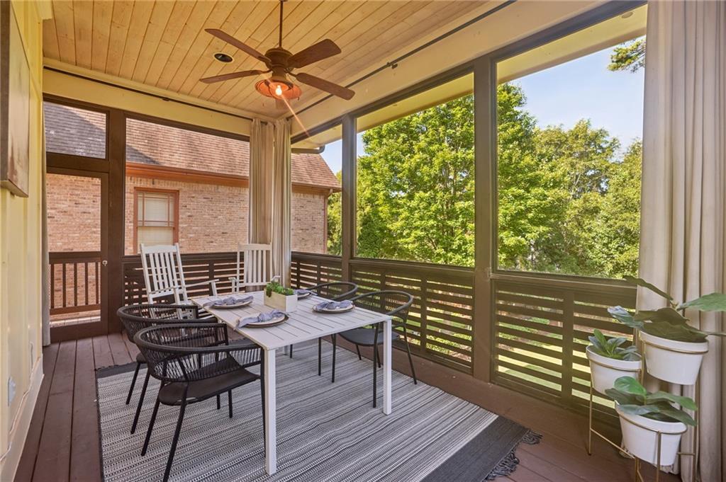 3194 Silver Lake Drive NE