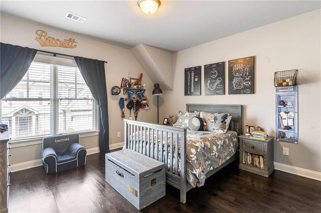 820 Novello Court NE