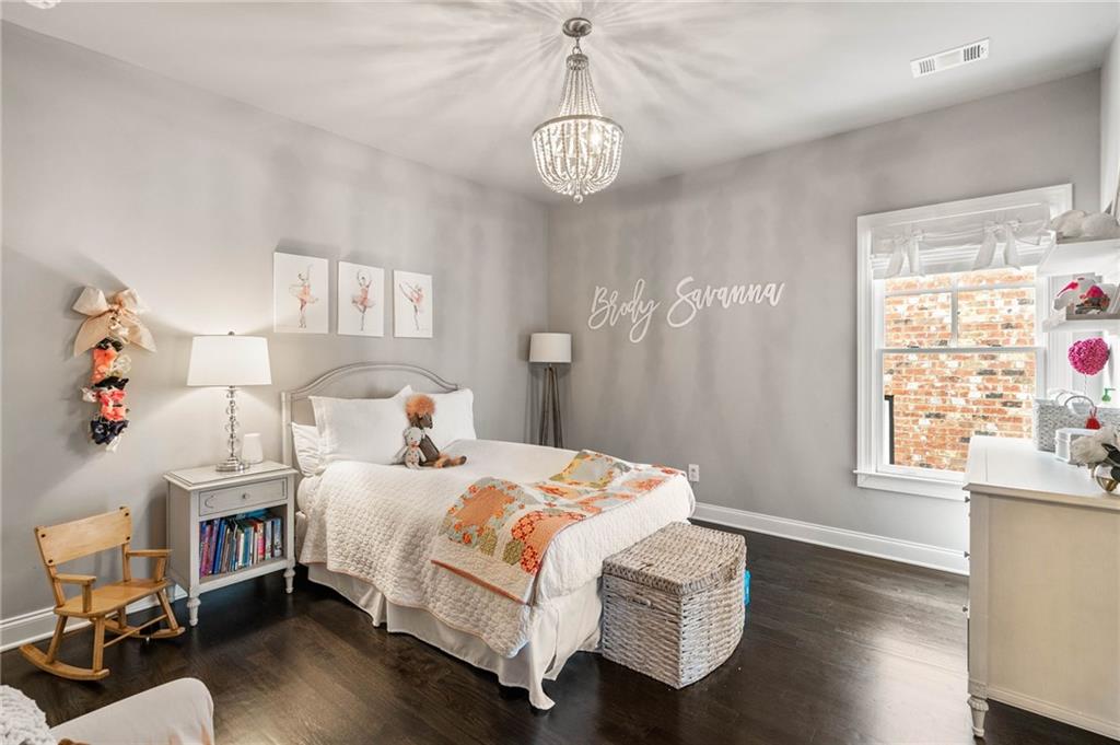 820 Novello Court NE