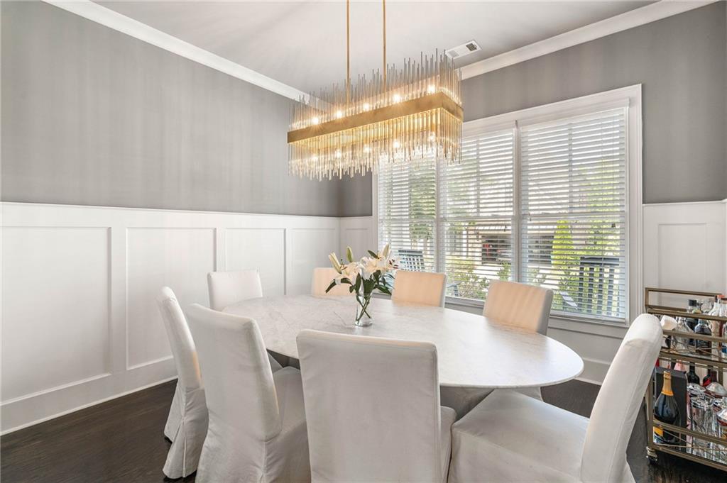 820 Novello Court NE