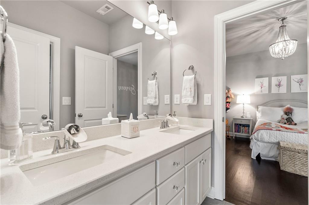 820 Novello Court NE