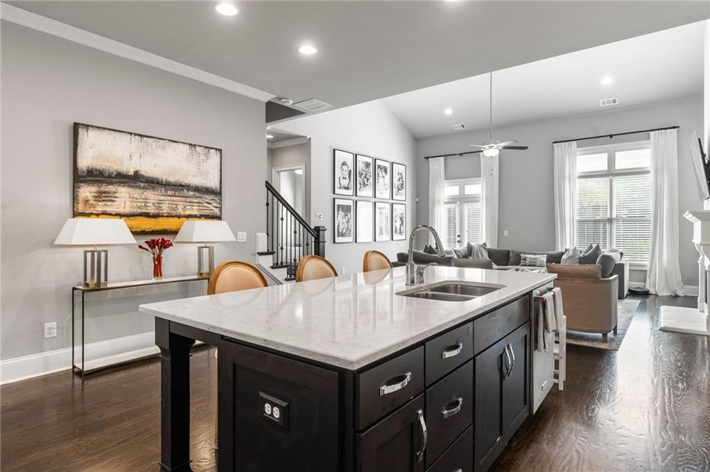 820 Novello Court NE