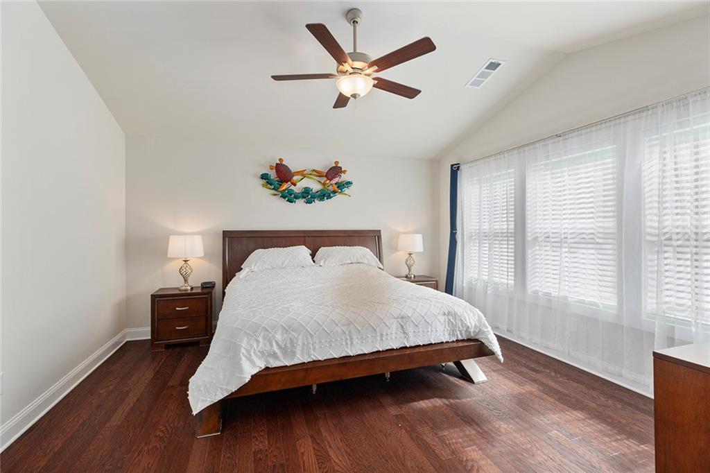 3236 Columbia Oaks Way