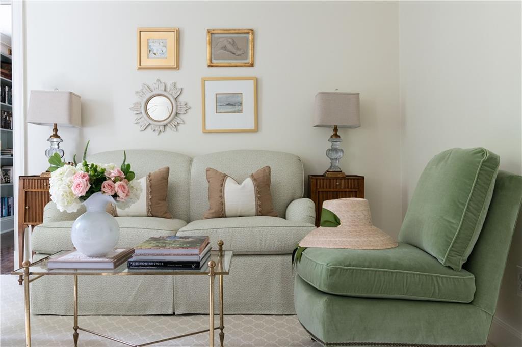 517 Arden At Argonne NW