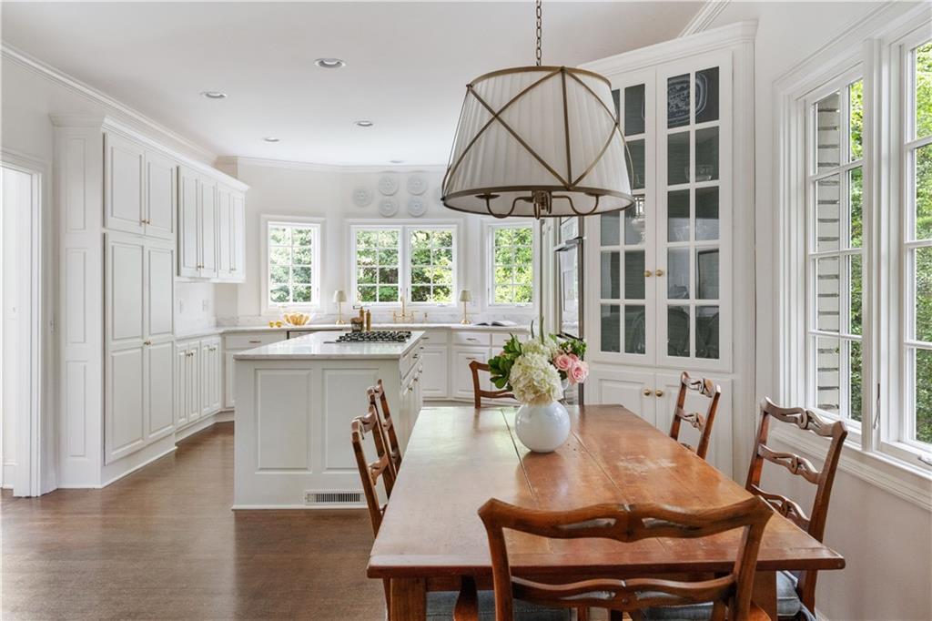 517 Arden At Argonne NW