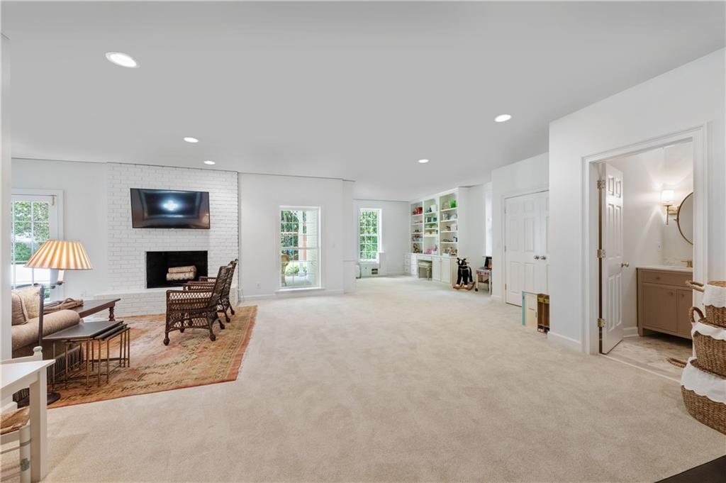 517 Arden At Argonne NW