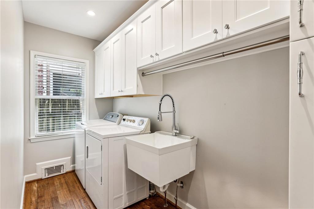 2684 Birchwood Drive NE