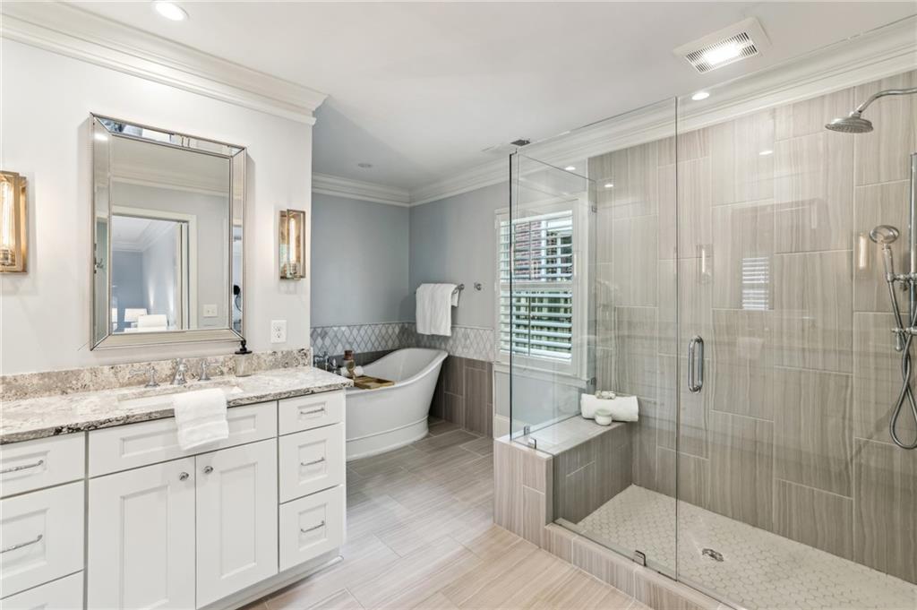 2684 Birchwood Drive NE