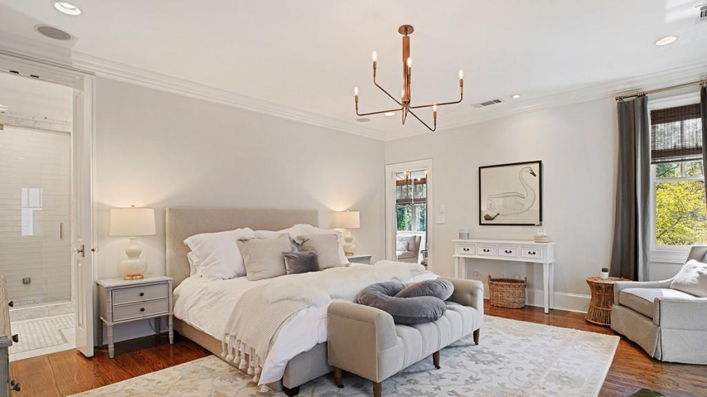 747 Greenwood Avenue NE