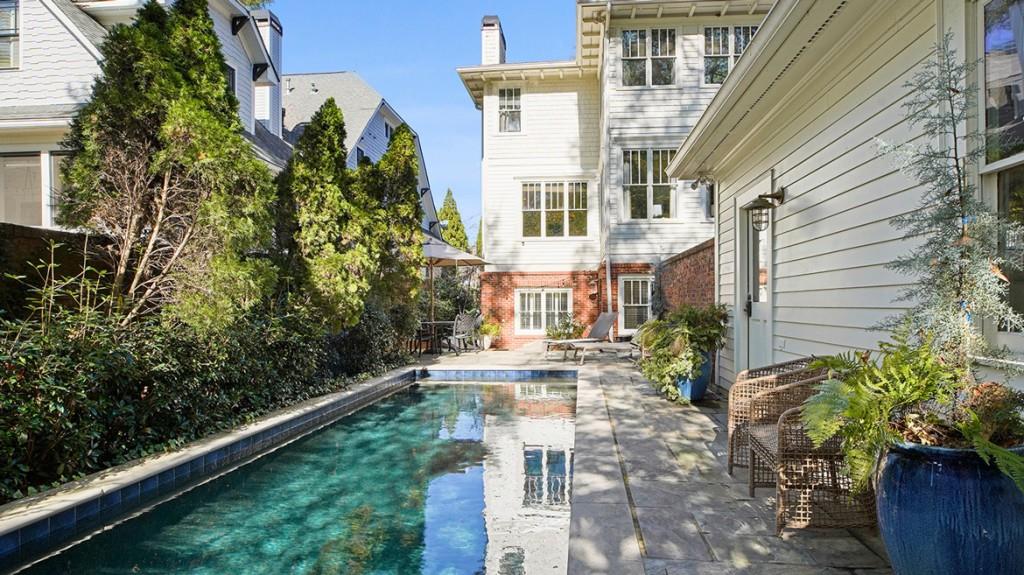 747 Greenwood Avenue NE